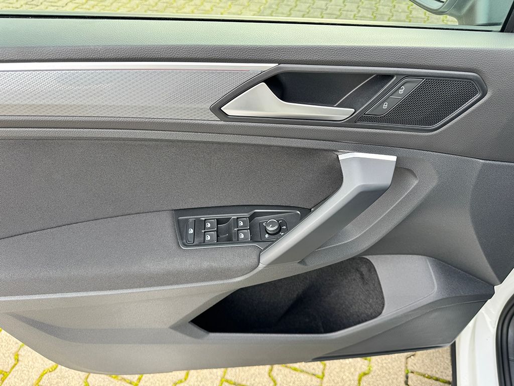 Tiguan 1.5 TSI "ACTIVE" *LED*IQ.DRIVE*NAVI*