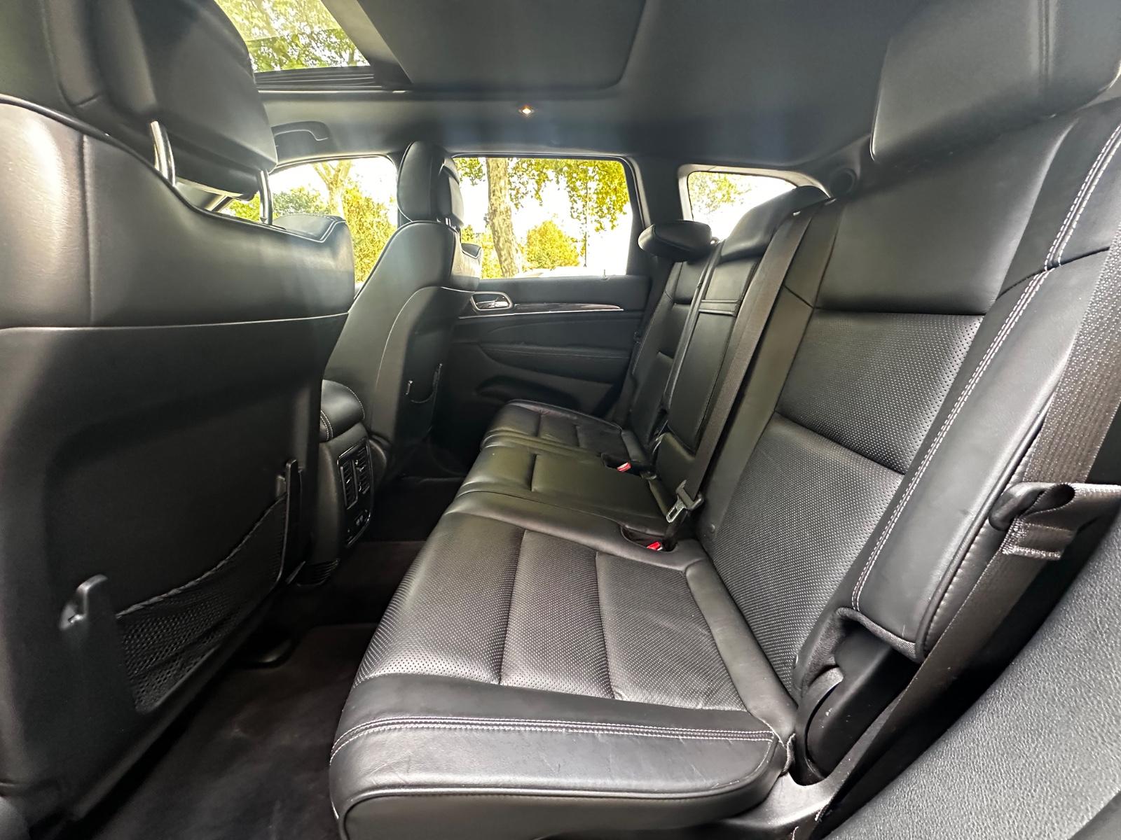 Jeep Grand Cherokee Overland 3.0 CRD V6 250 ch BVA 4x4 / Toit panoramique / Cuir Nappa ventilé / Alpine / Suspension pneumatique