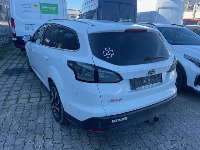 Fahrzeugabbildung Ford Focus Turnier Titanium AHK Navi HÄNDLER/EXPORT
