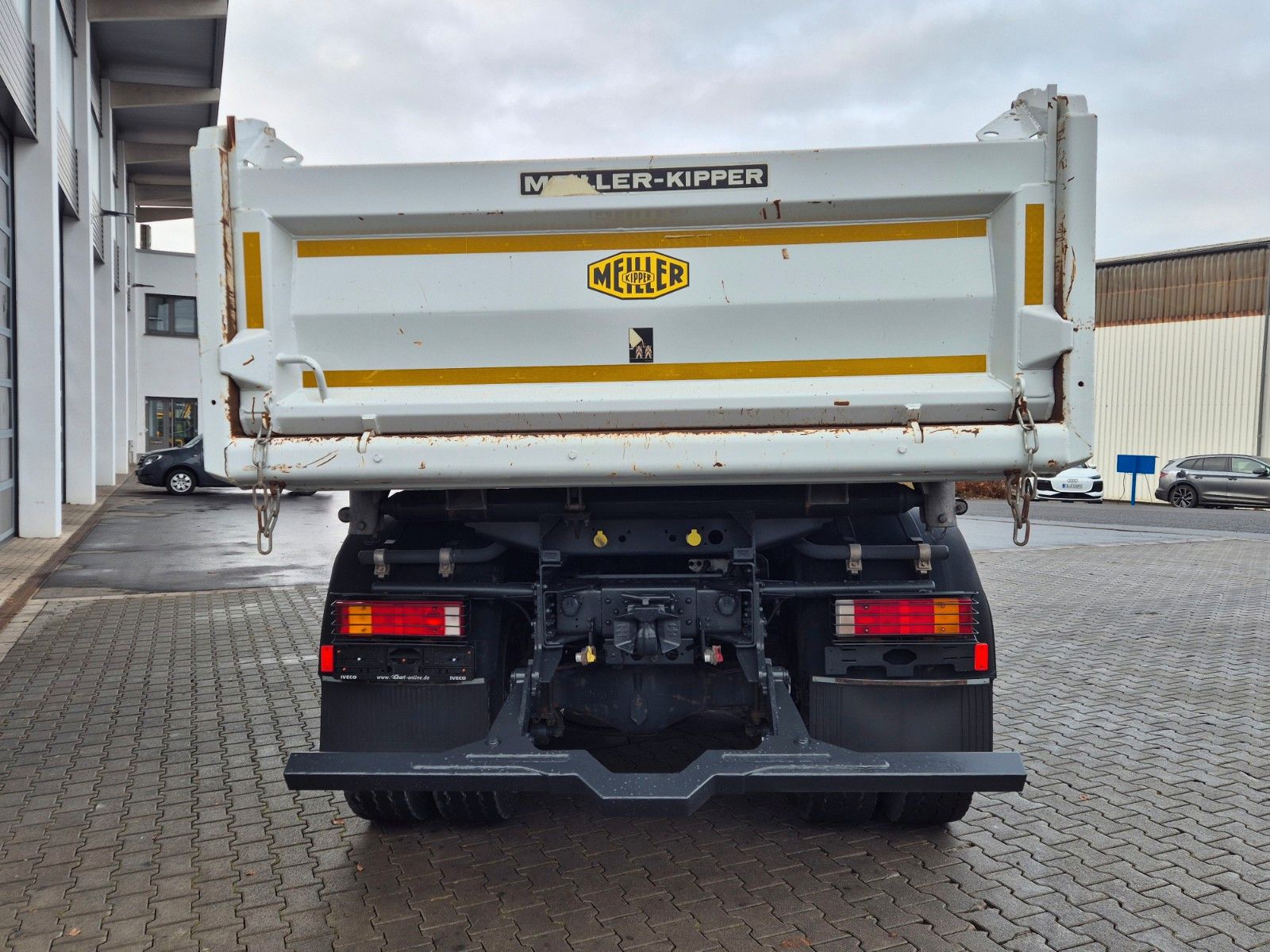 Fahrzeugabbildung Iveco Trakker AT260T41W 6x6 Meiller AHK