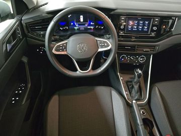 Volkswagen Polo - 8