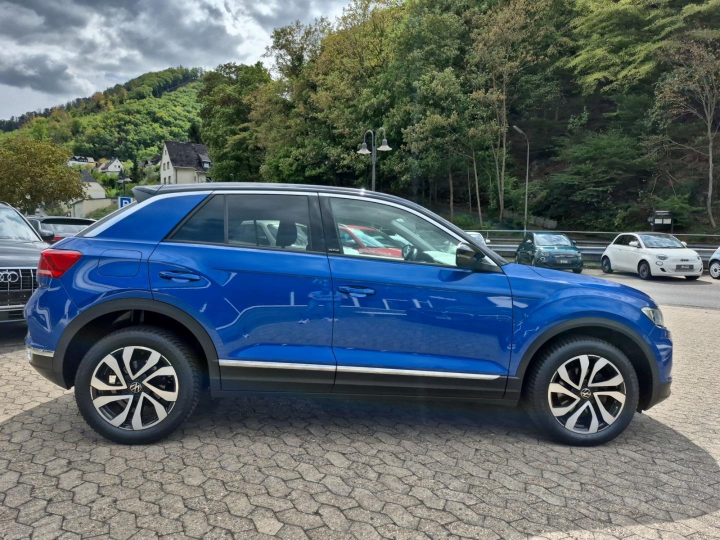 Volkswagen T-Roc Active Navi PDC CarPlay LM Sitzheizung, миниатюра 4