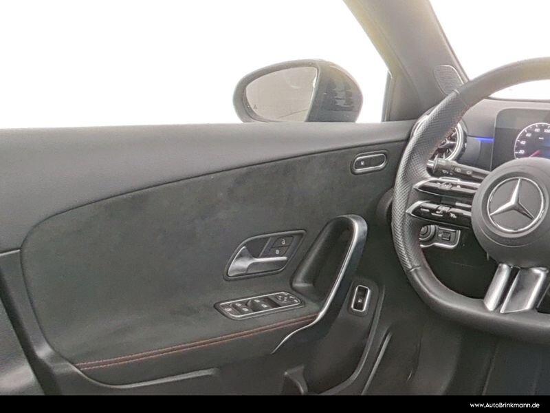 Mercedes-Benz A 250 e AMG-LINE/NIGHT/360°/TOTW/LED/SPURHSHZ