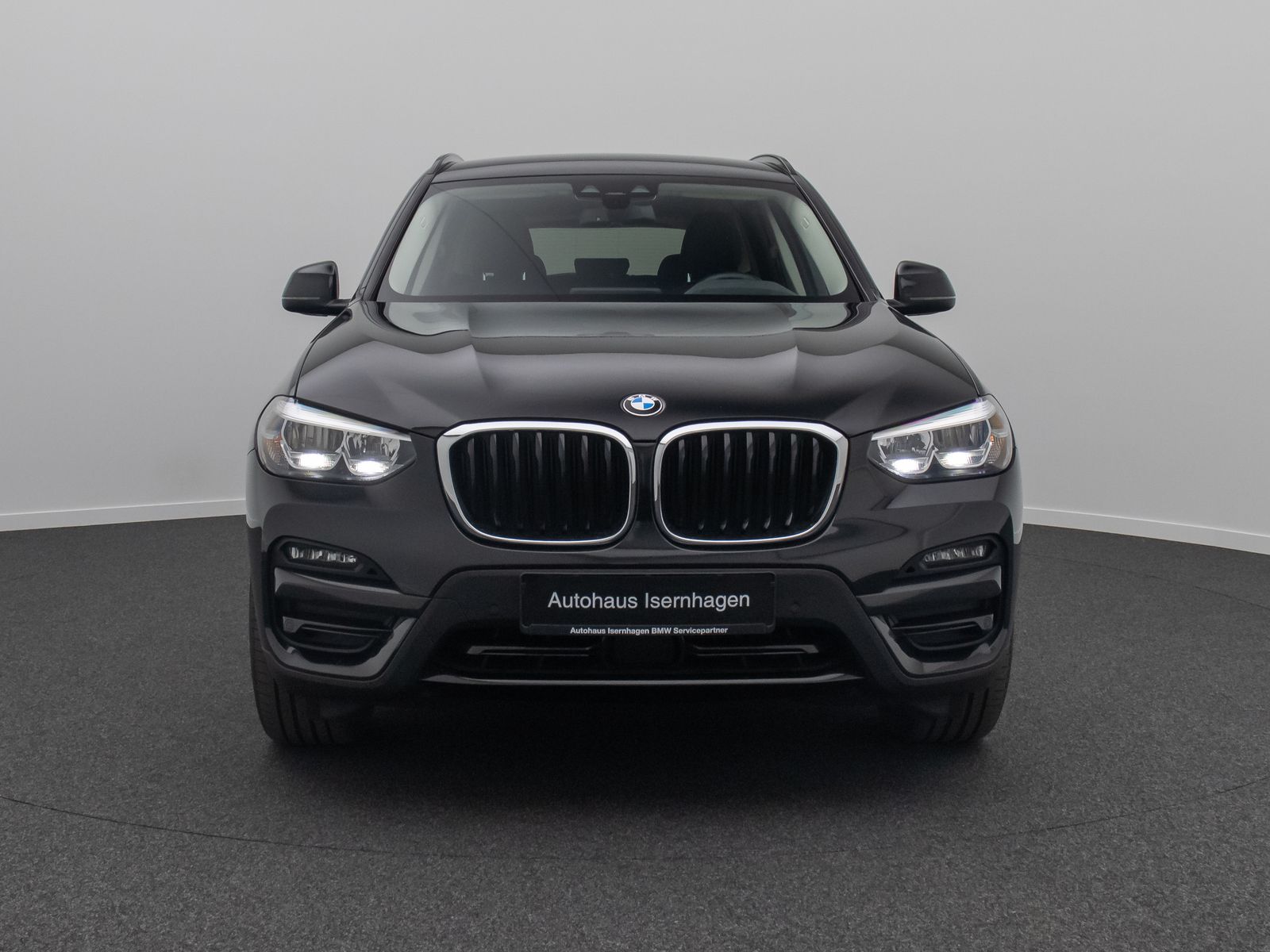 Fahrzeugabbildung BMW X3 xD30d Kamera HUD HiFi DisplKey Komfort 20Zoll