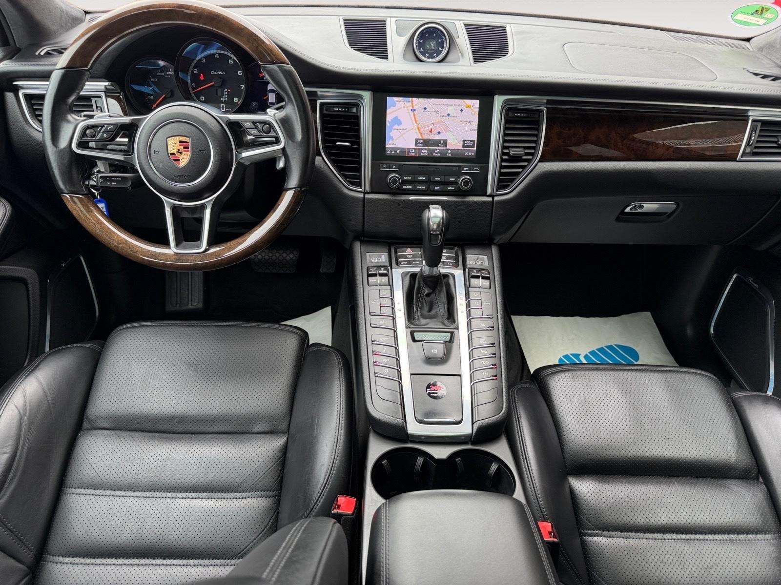 Porsche Macan Turbo Panorama Chrono 360 Kamera