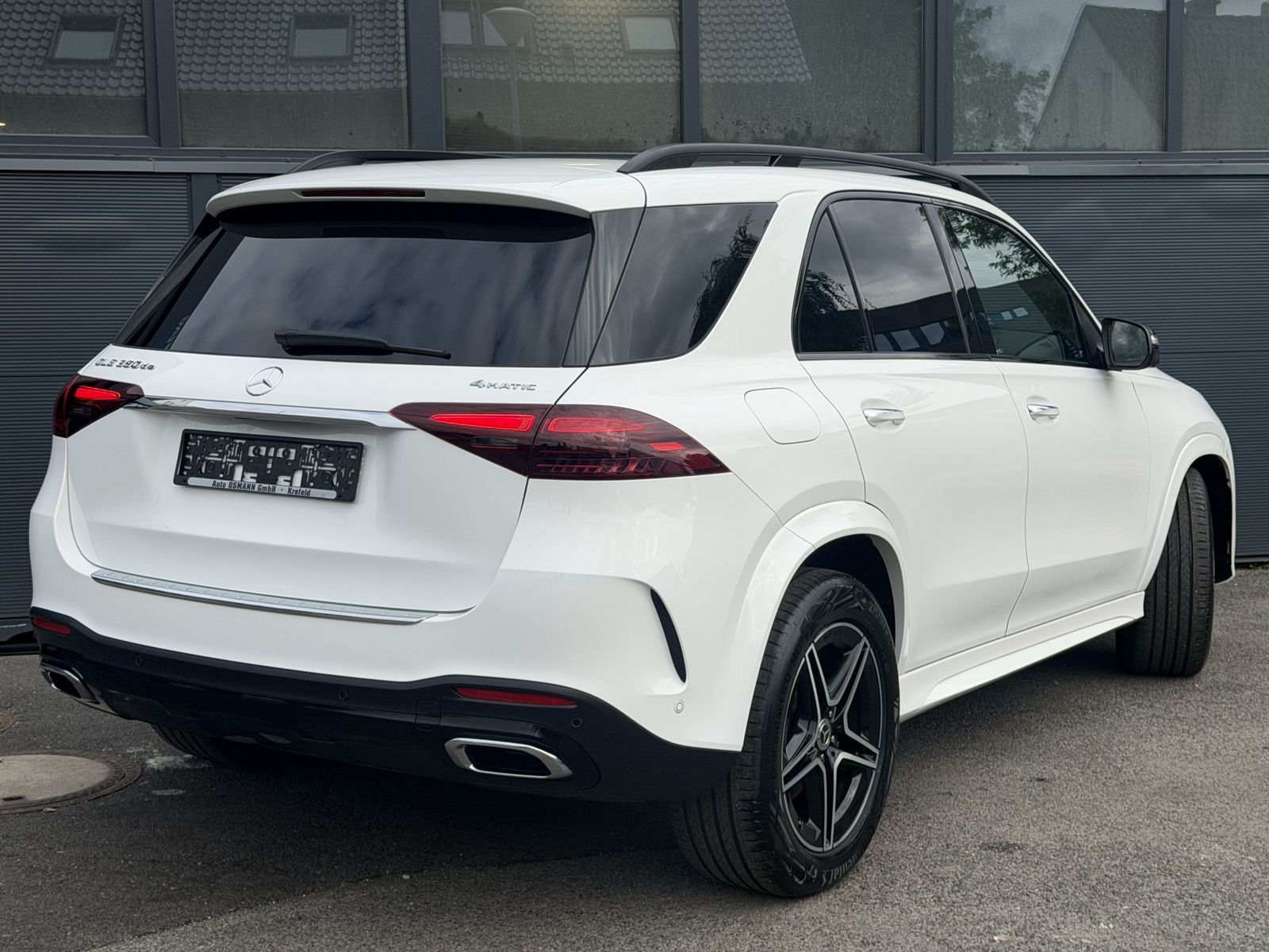 Mercedes-Benz GLE 350 de 4M 9G-TRONIC AMG Line Premium DISTR foto 5