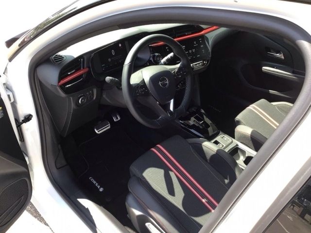 Corsa F e GS Line