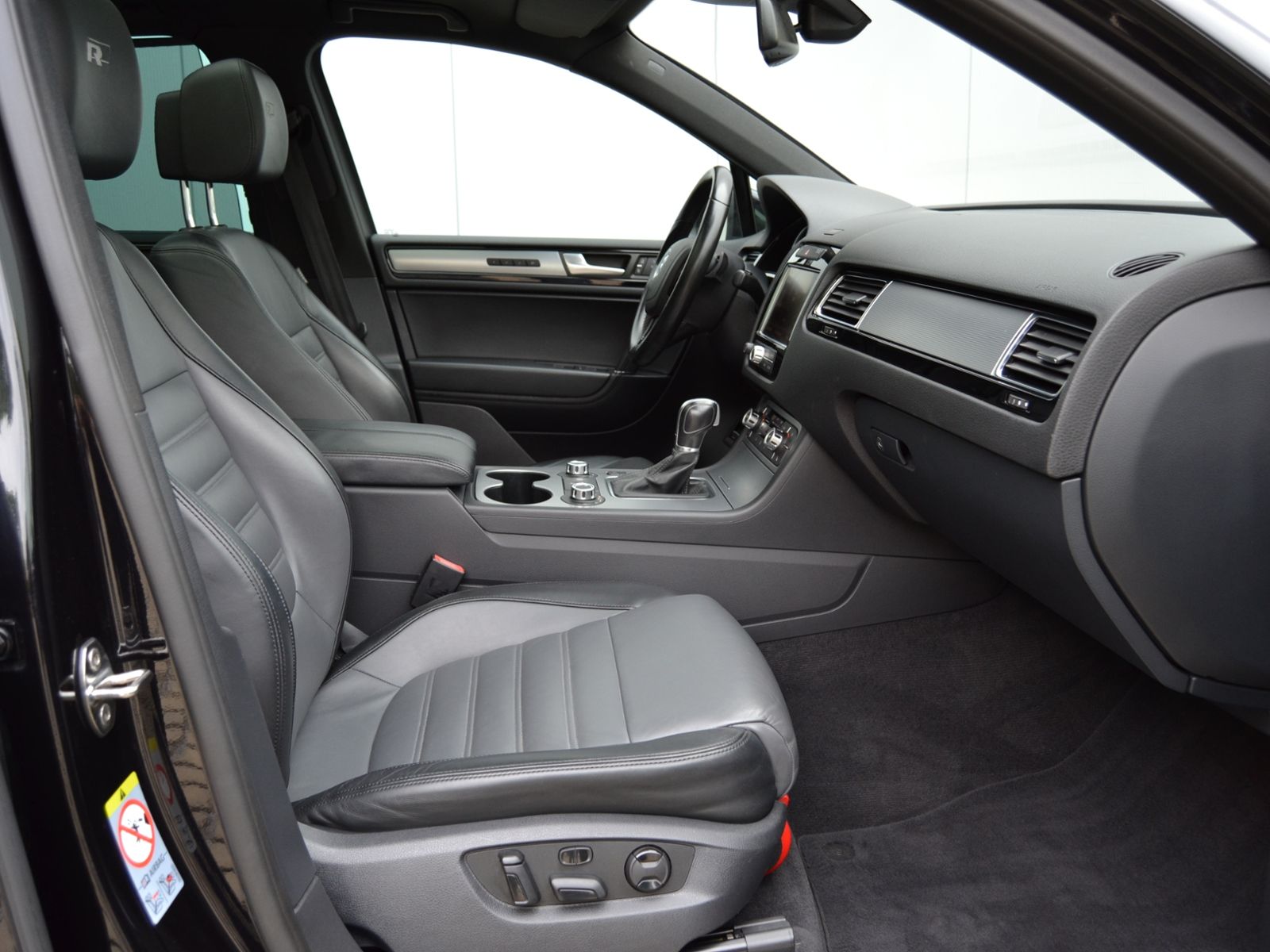 Touareg V8 4.2 TDI 340 PS R-Line Plus MEGA-VOLL/
