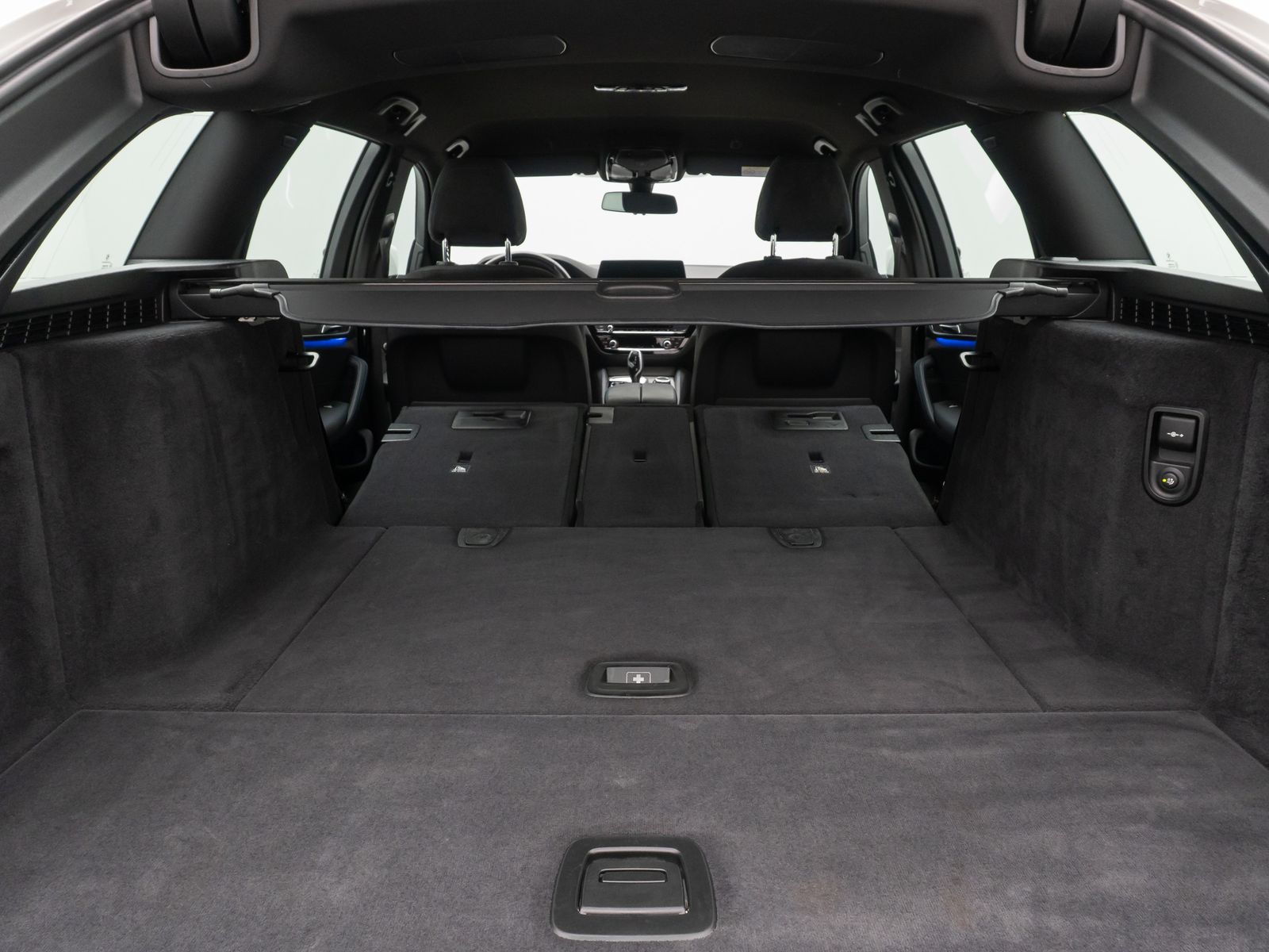Fahrzeugabbildung BMW 540d xD M Sport Alarm AHK Kamera DAB Parkassist
