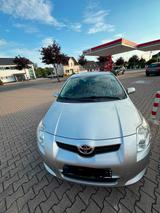 Toyota Auris 1.6-l-Dual-VVT-i Luna Luna - Toyota Auris: Luna