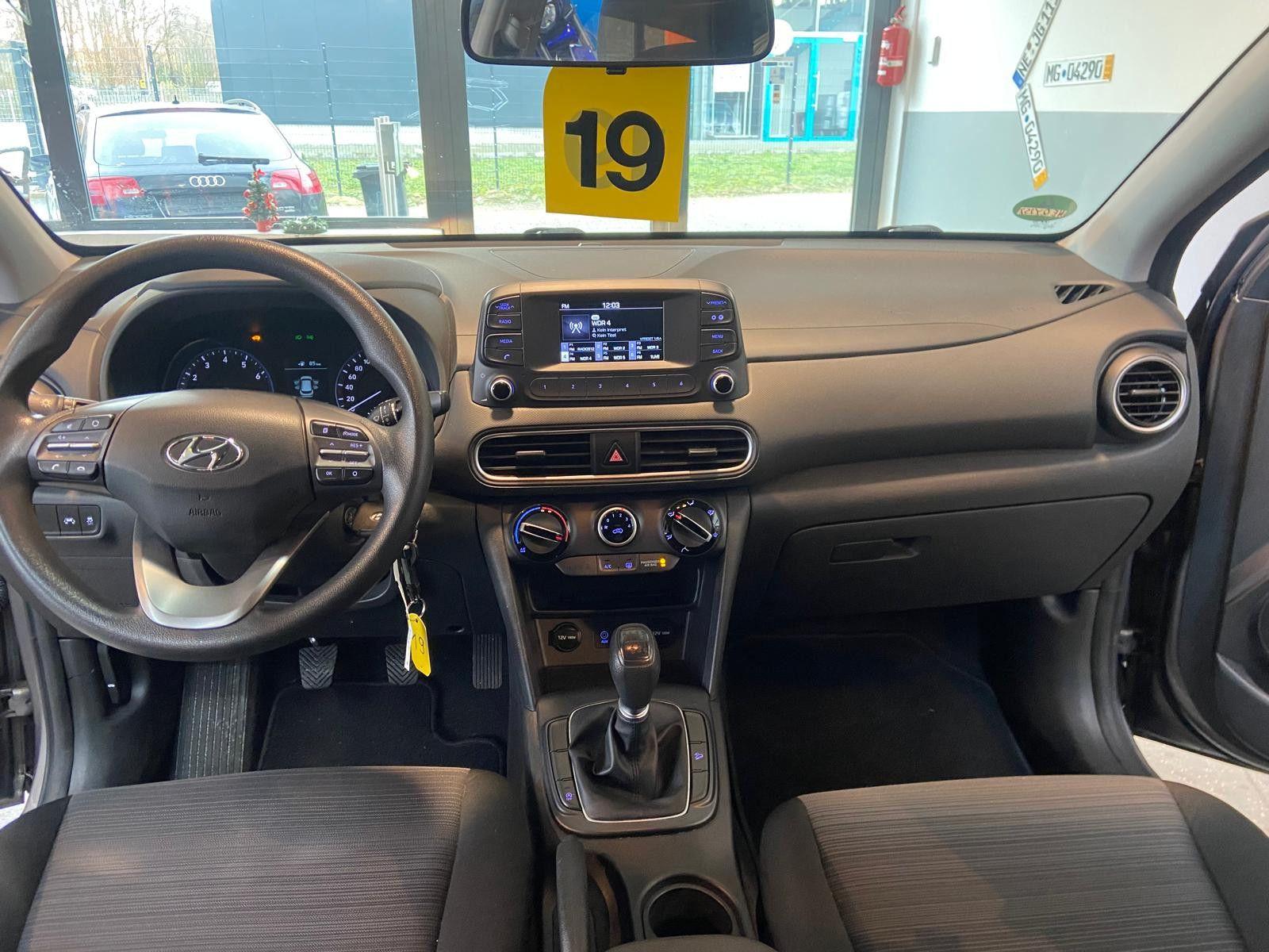 Hyundai Kona Pure 2WD