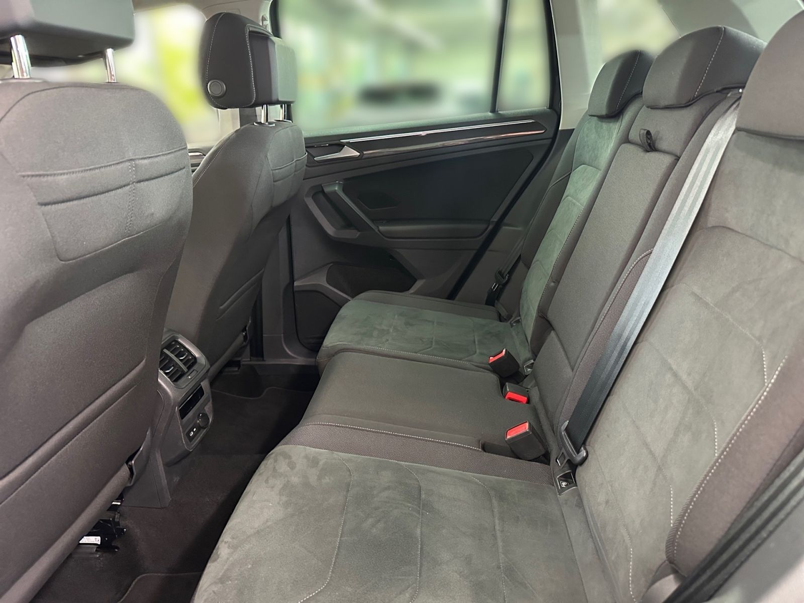 Volkswagen Tiguan - Bild 11