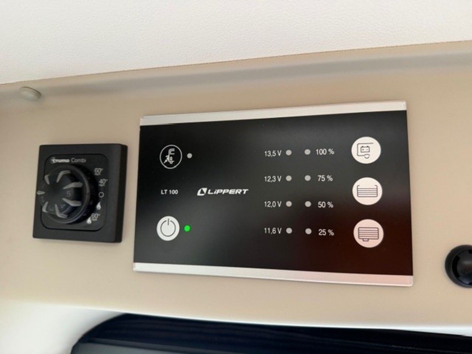Fahrzeugabbildung CORIGON CV 60 S Solar Markise Travel+ by Hymer