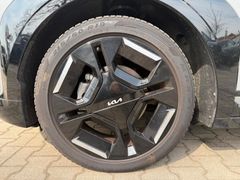 KIA EV3 150 kW GT-line/ KOMFORT / DRIVE WISE PRO KIA EV3 150 kW GT-line/ KOMFORT / DRIVE WISE PRO