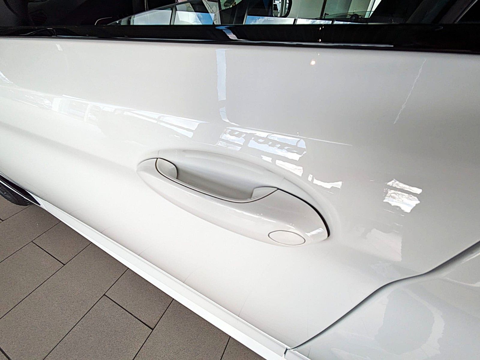 Fahrzeugabbildung BMW 530e M SPORT VIRTUAL HUD NAVI LASER LEDER AHK