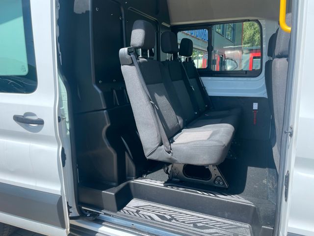 Fahrzeugabbildung Ford Transit Kasten 350 L3 DoKa (Mixto/6Sitze/4x4