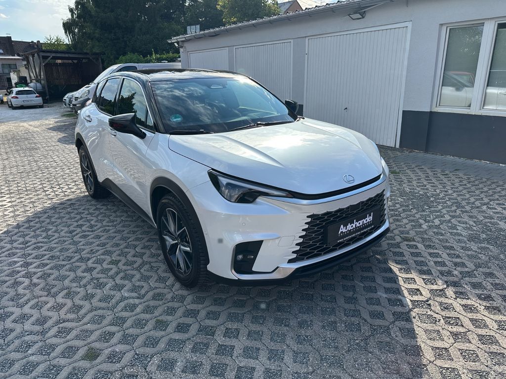 Image of Lexus LBX