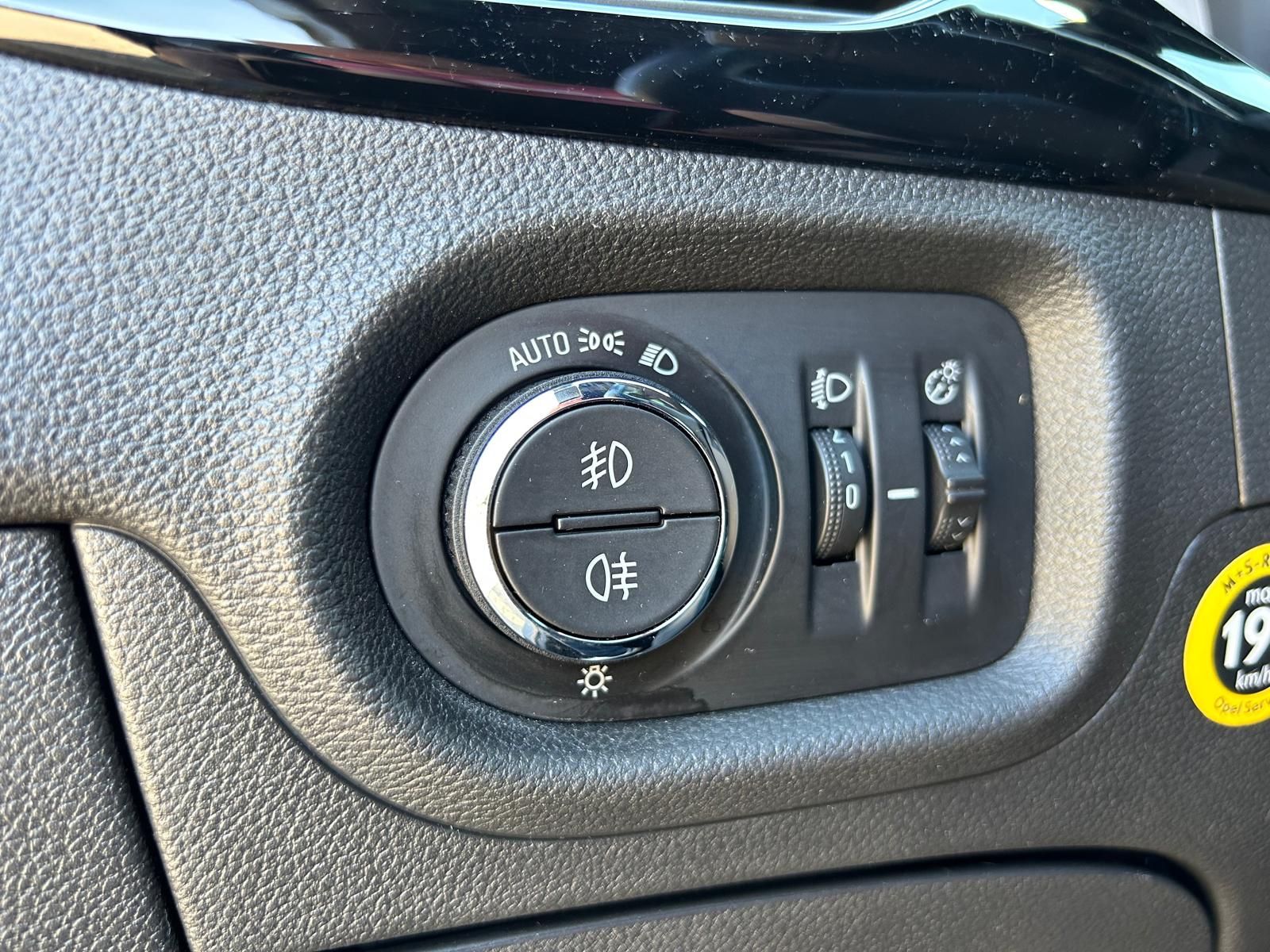 Fahrzeugabbildung Opel Astra K Lim.°150 PS°Dynamic°Navi°Kamera°Alu°