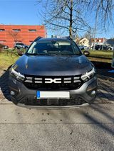 Dacia Jogger Hybrid 140 M-M-Auto Extreme 7-Sitzer ... - Dacia Jogger: Automatik