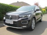 Volkswagen T-Roc 2.0 TSI DSG 4MOTION Sport Xenon - Volkswagen T-Roc: Von Privat