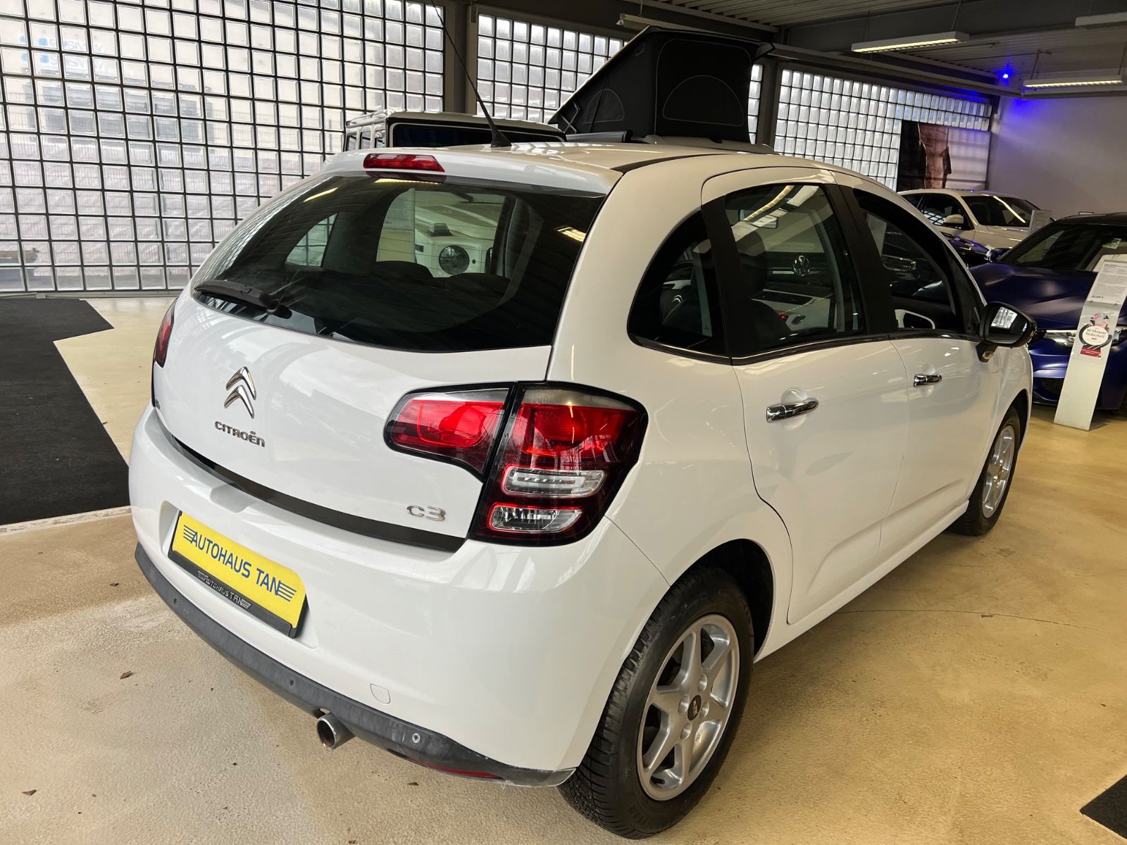 Fahrzeugabbildung Citroën C3 Selection * WENIG KILOMETER *