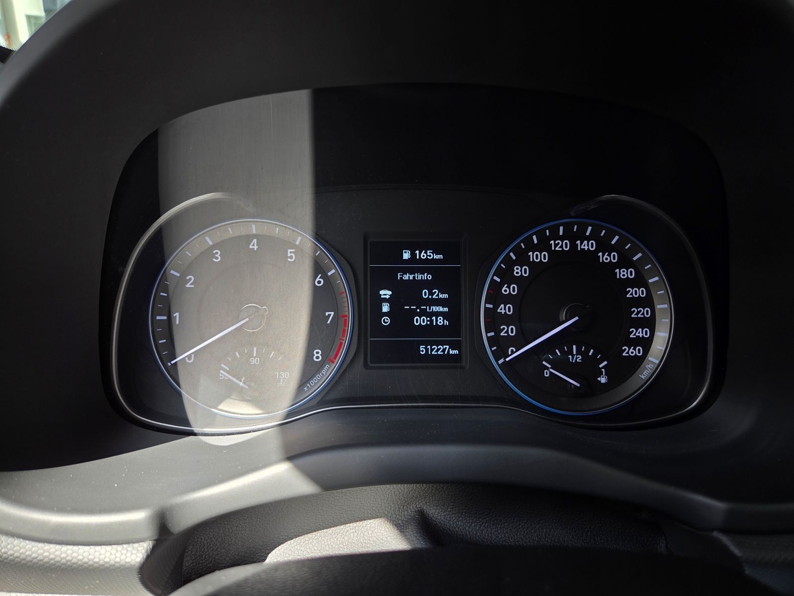 Fahrzeugabbildung Hyundai KONA Trend 2WD KLIMA LED NAV SHZ ALU
