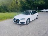 Audi A4 40 TDI quattro S-tronic 
