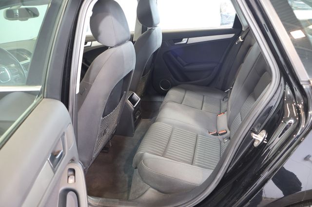 Audi A4 Avant 2.0 TDI Ambiente B&O+XEN+PDC+BT+TEMP.