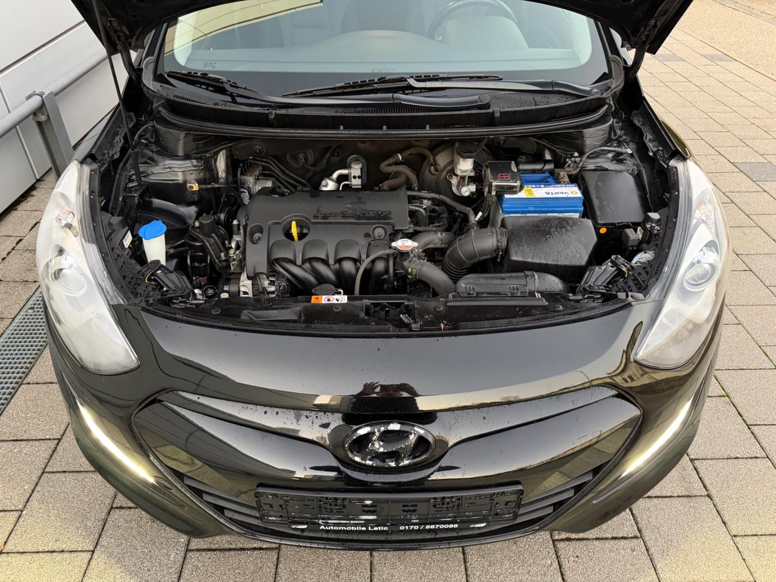 Hyundai i30 2014 — photo 18