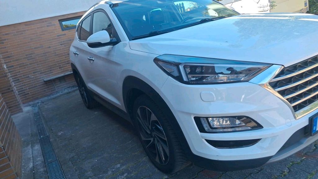 Image of Hyundai TUCSON