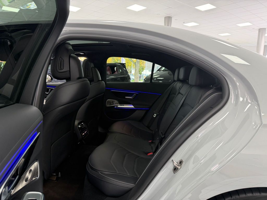 Mercedes-Benz E 450 d 4M AMG Line Premium Plus Exclusive*PANO