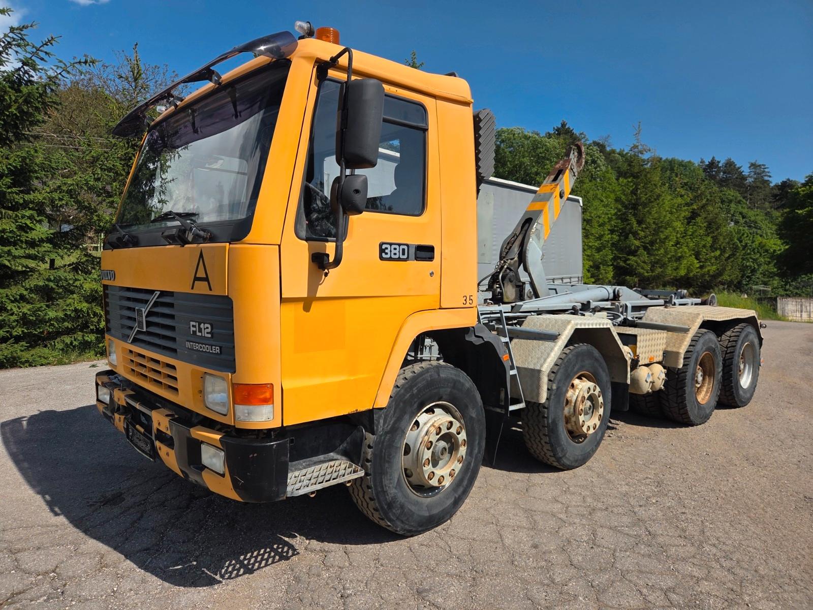 Volvo FL12.380  8x4 Abrollkipper