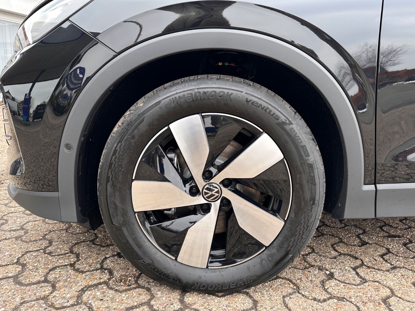 Fahrzeugabbildung Volkswagen Tiguan 2.0 TDI Elegance DSG AHK/Matrix/ACC/Navi