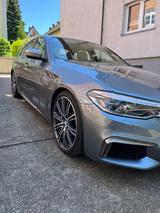 BMW M550  d x drive - BMW 550: D