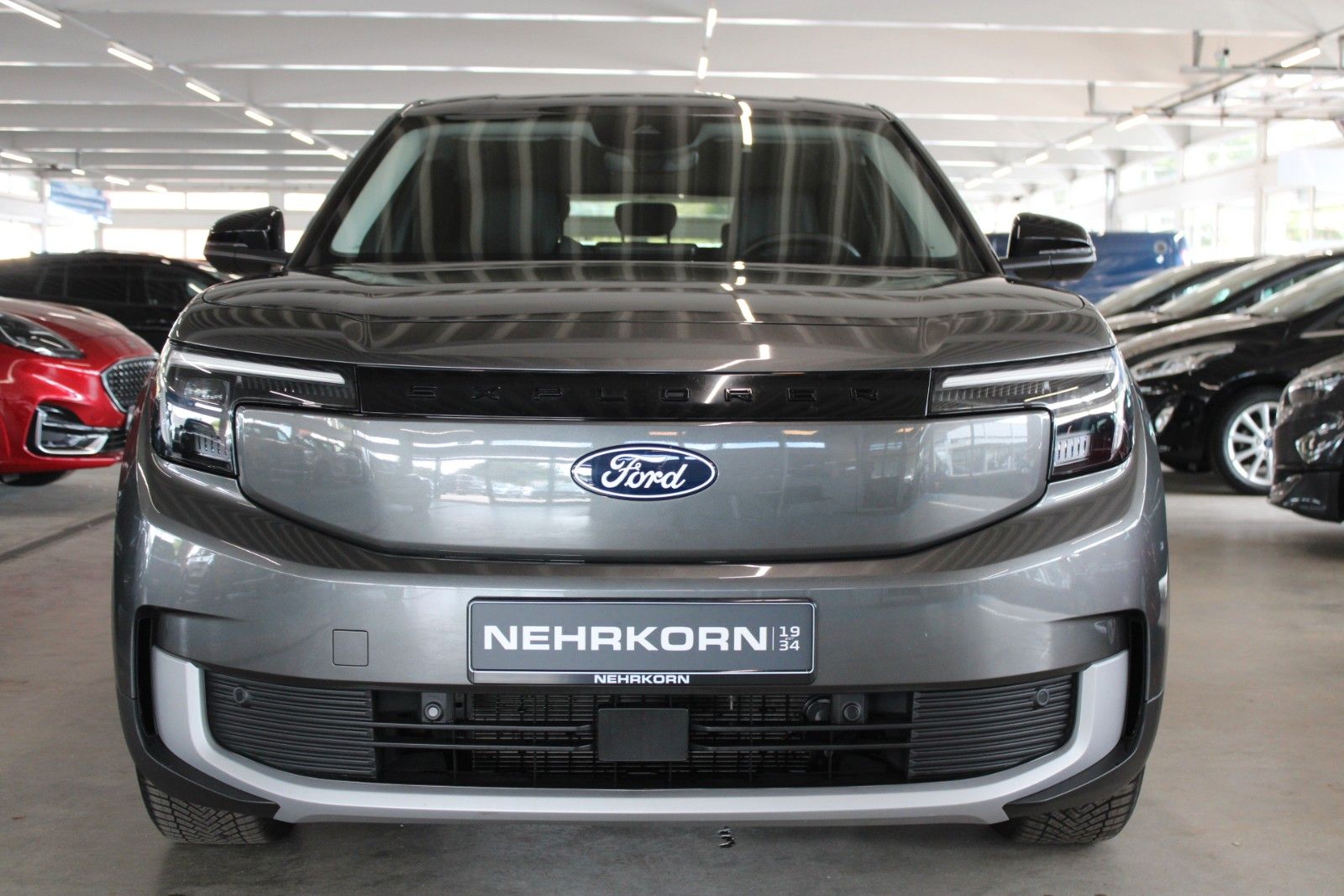 Fahrzeugabbildung Ford Explorer Ext.Range RWD 77kWh LED ACC NAVI uvm.