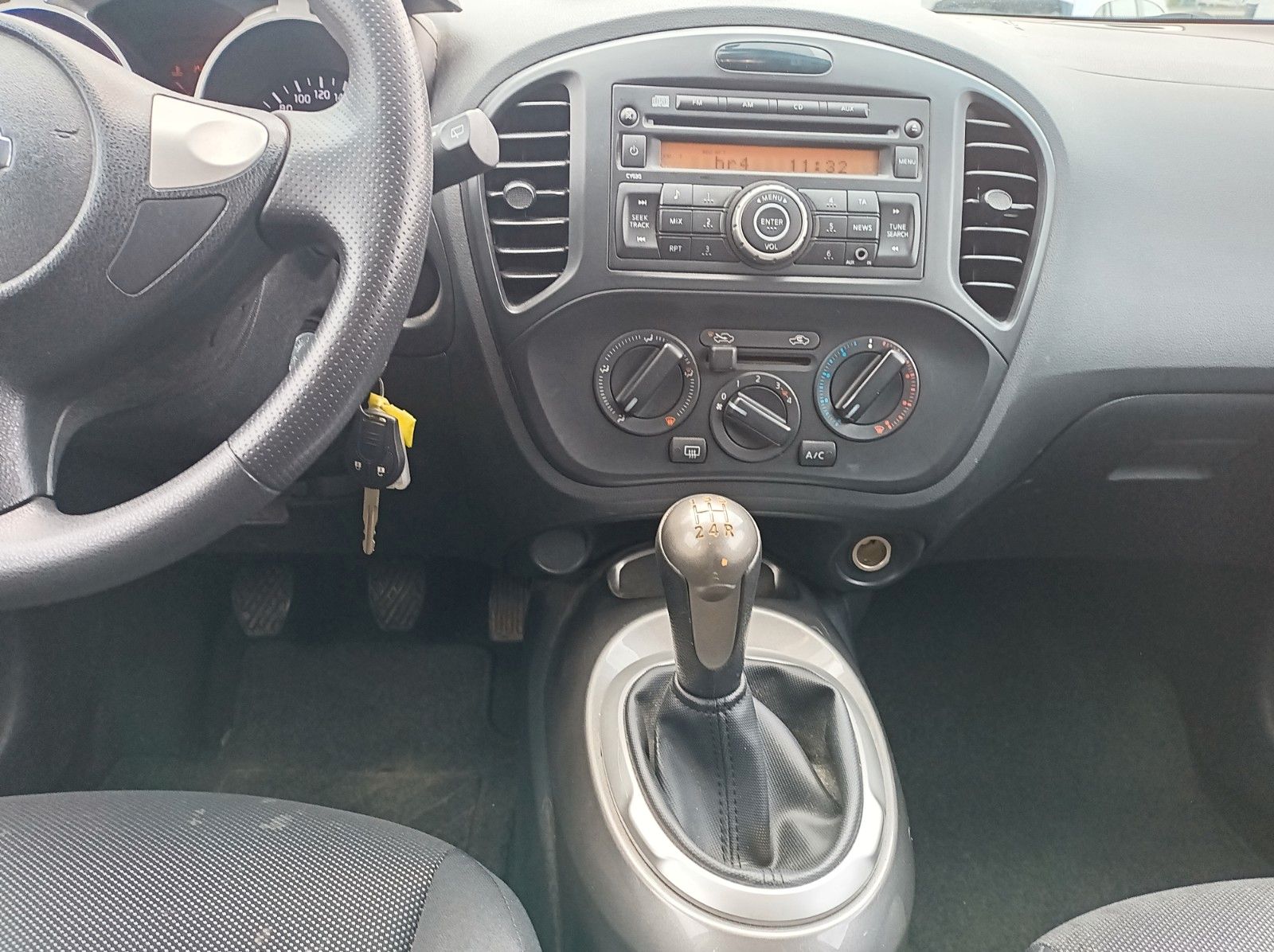 Fahrzeugabbildung Nissan JUKE VISIA+AHK+NISSAN BRAKE ASSIST+KLIMA+1.HD+++