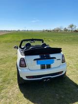MINI Cooper S CABRIO Cooper S - weiße MINI Cabrio Serie