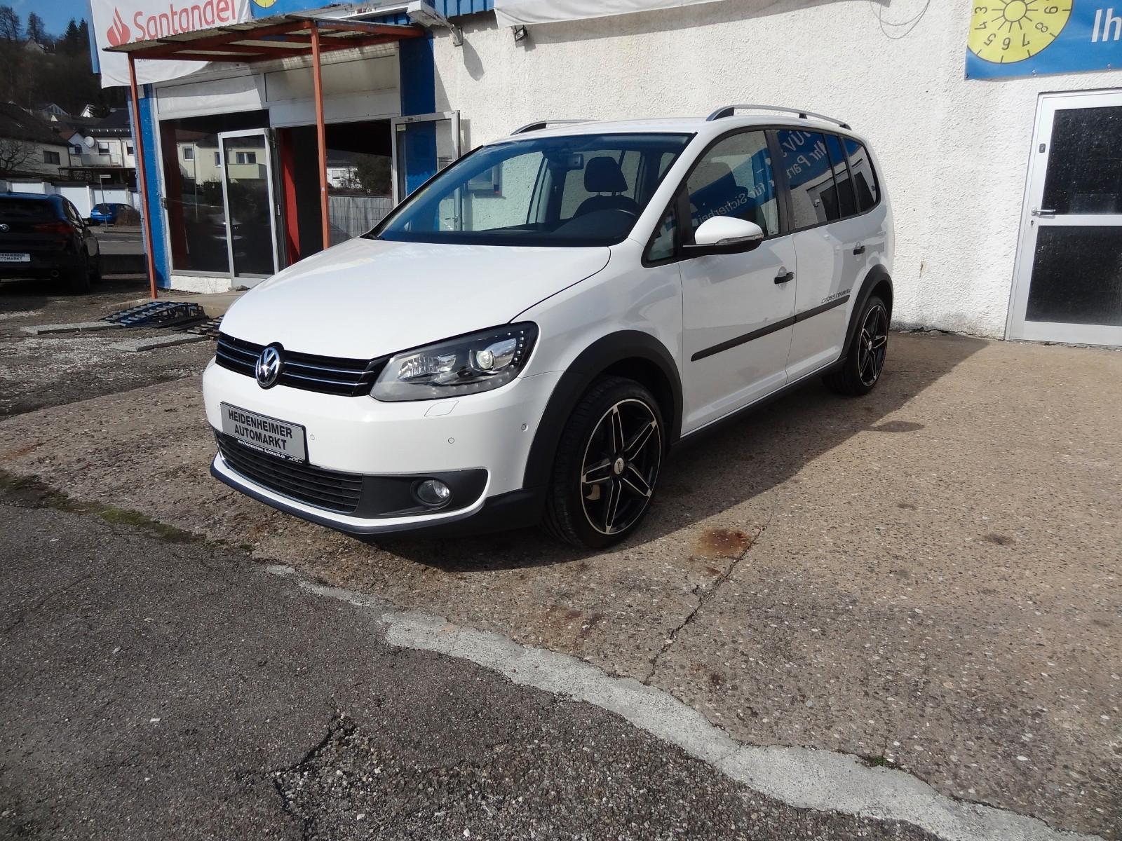 Volkswagen CrossTouran/2.Hd/AHK/SitzH/140PS/PDC/Bi-Xenon/