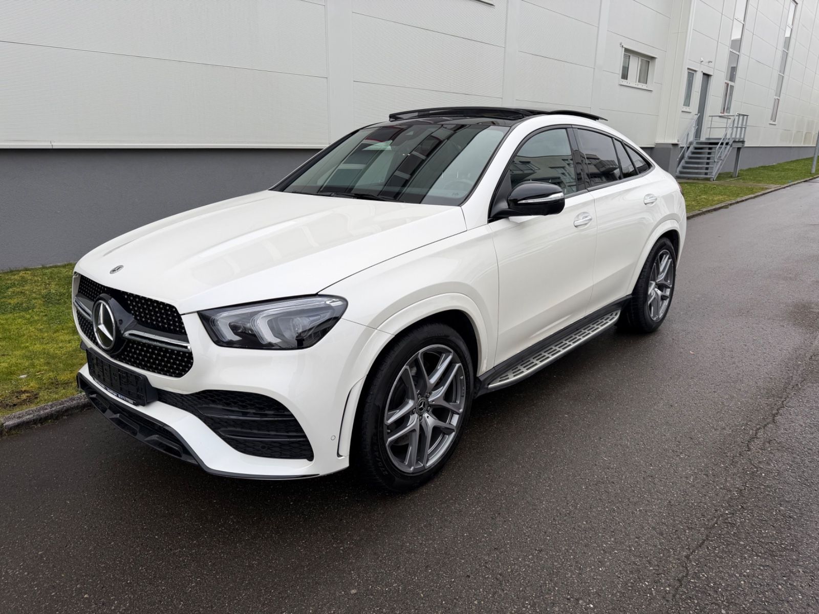 MERCEDES-BENZ GLE 350 d 4M*AMG*AIRM*PAN*KAM*BURM*AHK*NIGH*21"