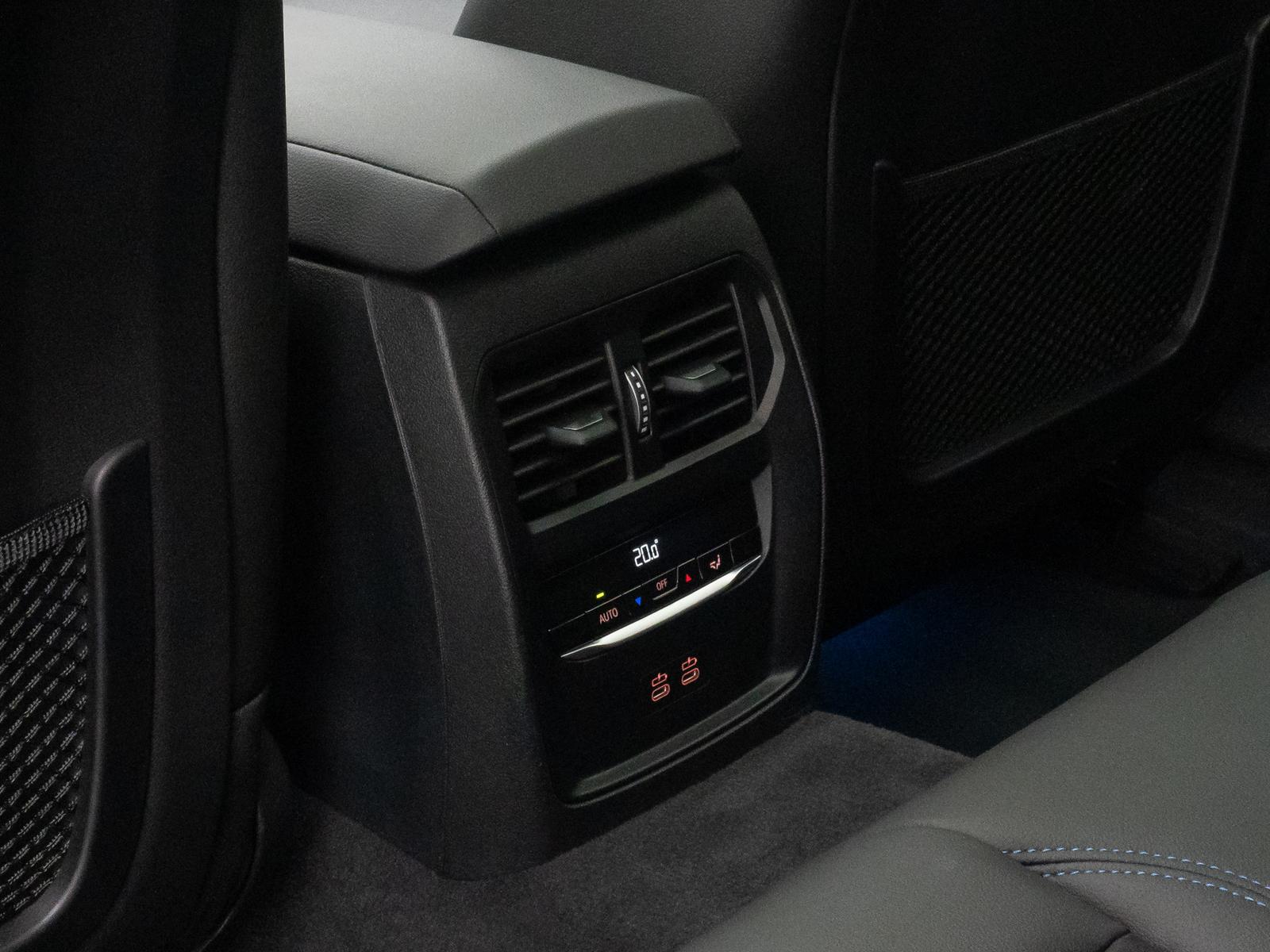 BMW i4 M50 Gran Coupe HUD DAB Laser 360°Glasdach 20"