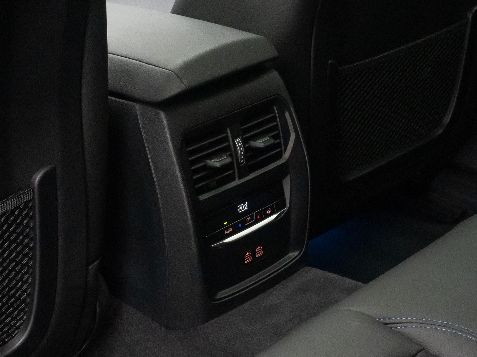 Fahrzeugabbildung BMW i4 M50 Gran Coupe HUD DAB Laser 360°Glasdach 20"