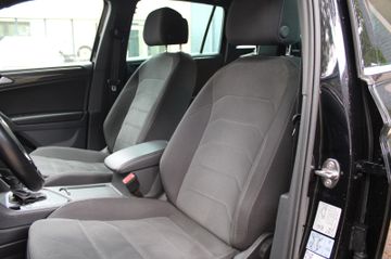 Volkswagen Tiguan - 8