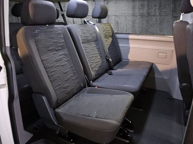 T6.1 Caravelle Comfortline 2,0l TDI LR Aut