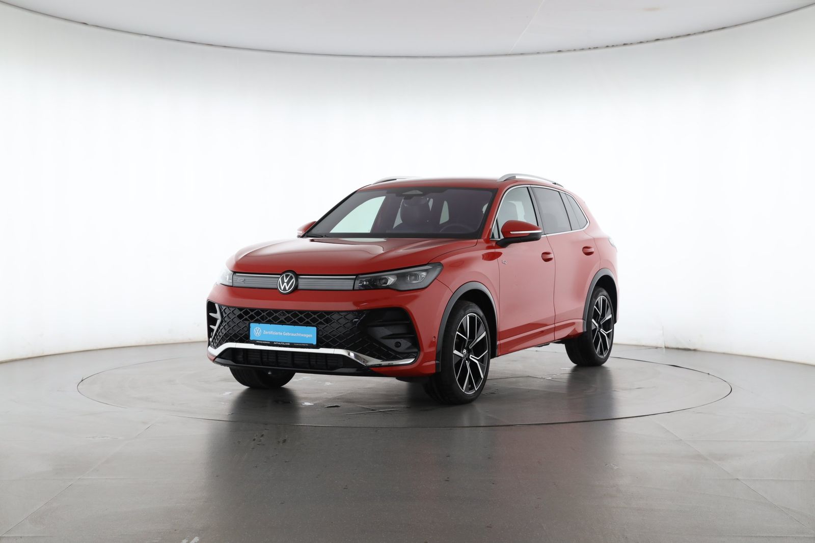Volkswagen Tiguan 2.0 TSI DSG 4MOTION R-Line STANDH AHK foto 2