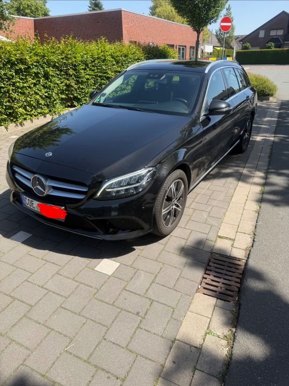 Image of Mercedes-Benz C 200
