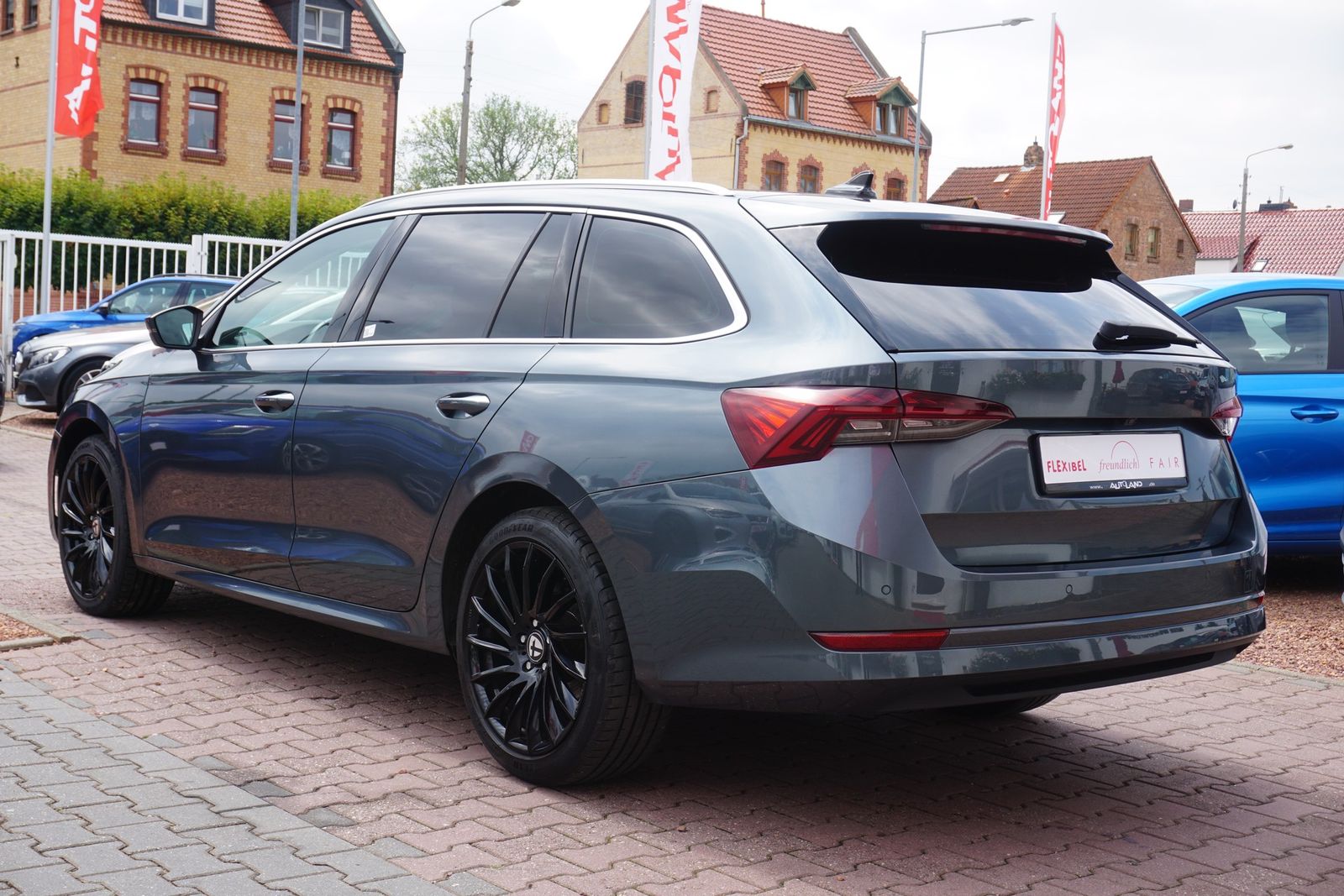 Skoda Octavia Combi 1.5 TSI Navi Kamera el. Heckklappe imagem 3