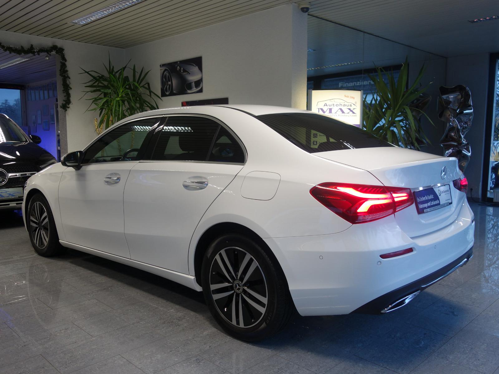 Mercedes-Benz A 180 d Limousine/Progressive/1-HAND