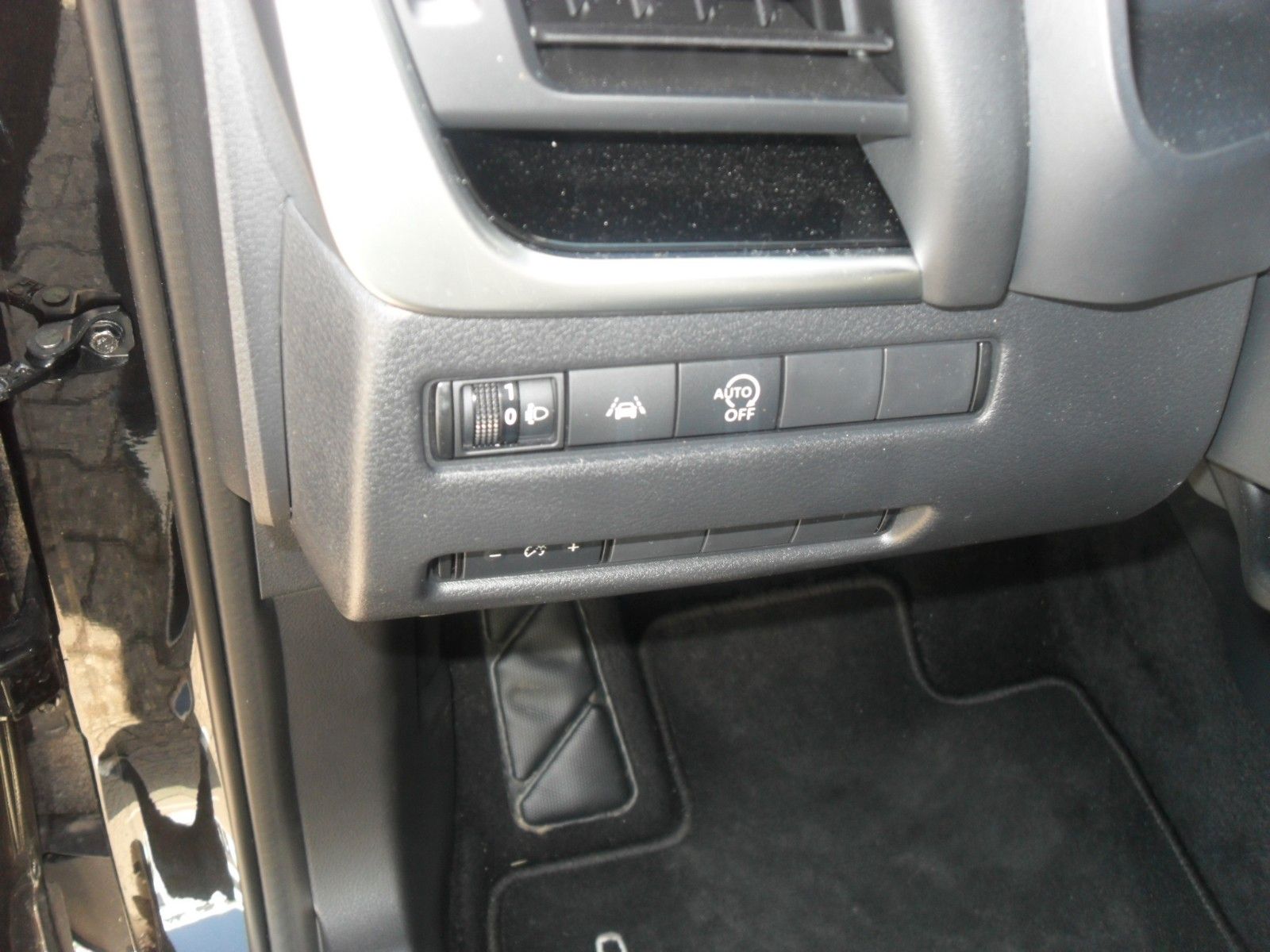 Fahrzeugabbildung Nissan Qashqai N-Connecta 1.3 DIG-T MHEV