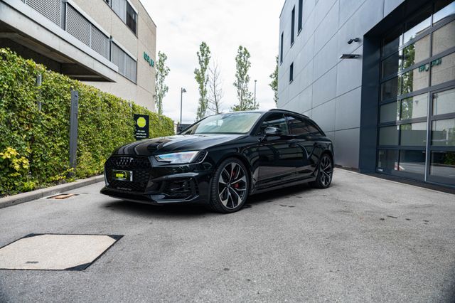 Audi RS 4 Avant / top Zustand / 570 PS / Keramik