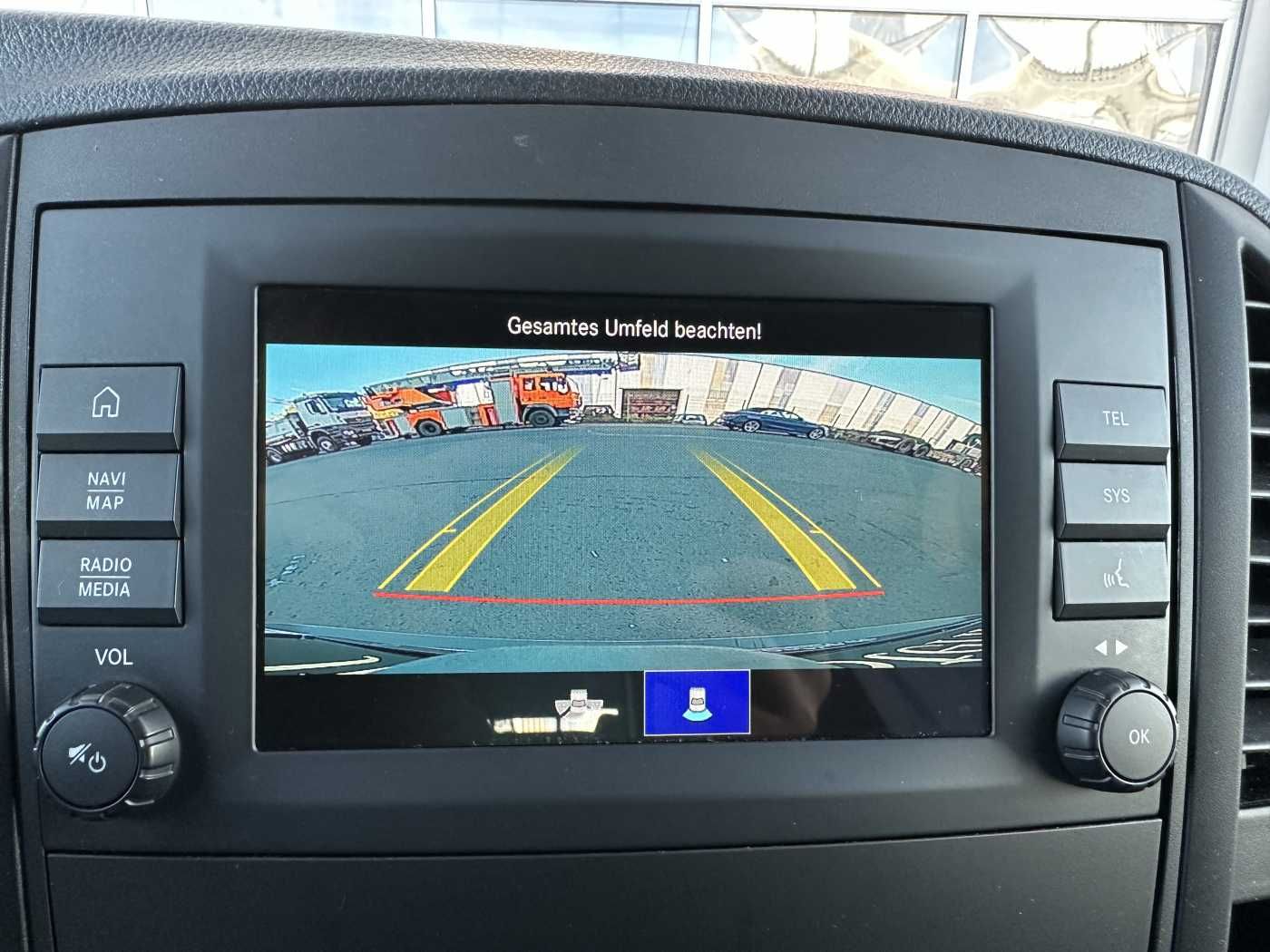 Fahrzeugabbildung Mercedes-Benz Vito 116 CDI Mixto 9G Klima Kamera SHZ Audio40